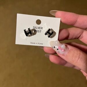 Black “H” Silver Stud Earrings – Made in Korea